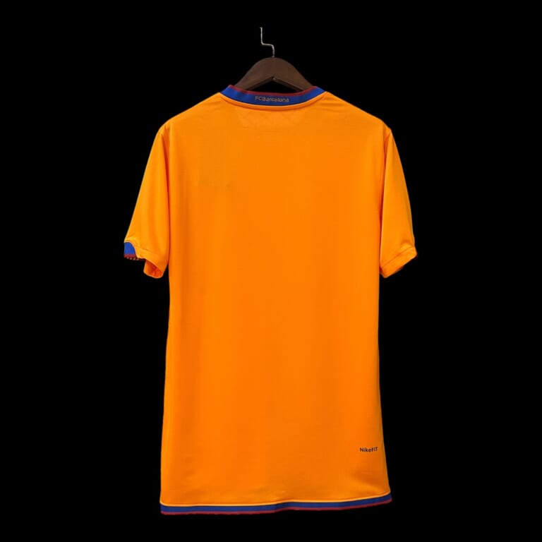 Barcelona Retro Jersey 06/07